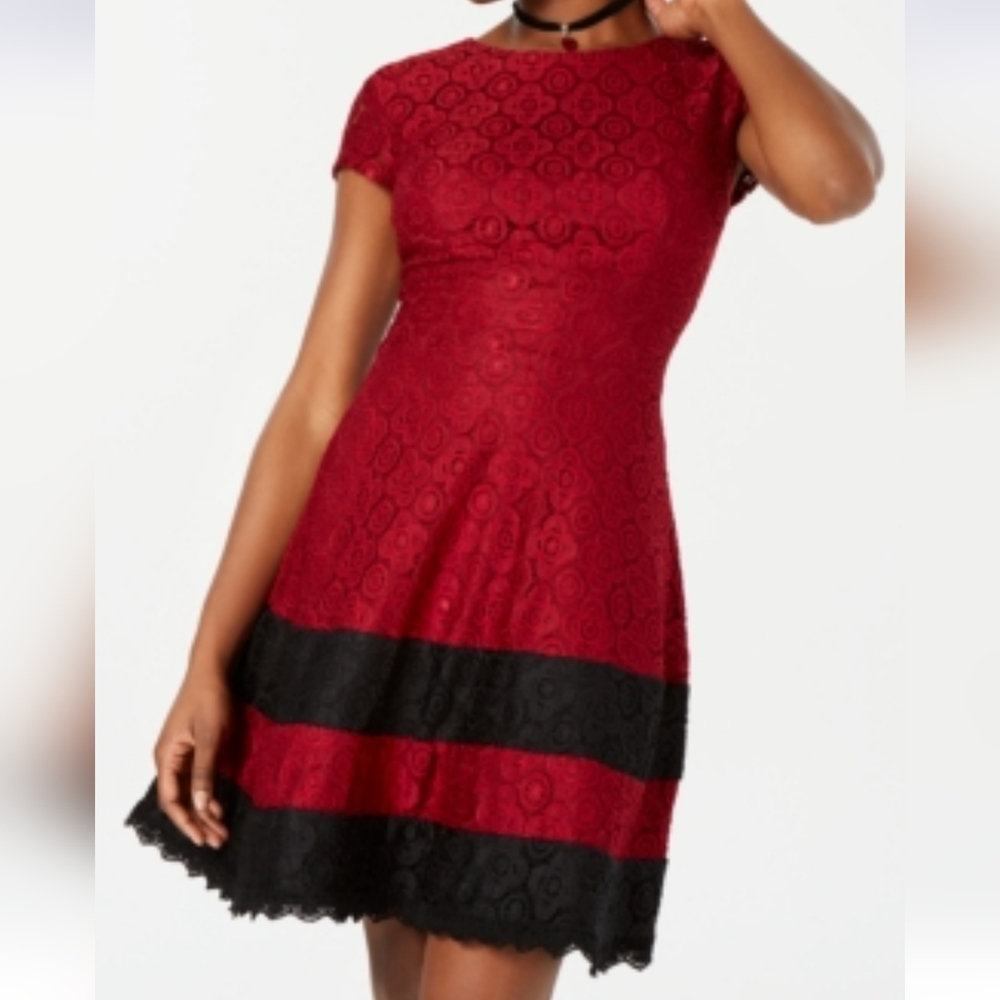 NWT TEEZE ME Elegant Red and Black Lace Dress Look at pics good